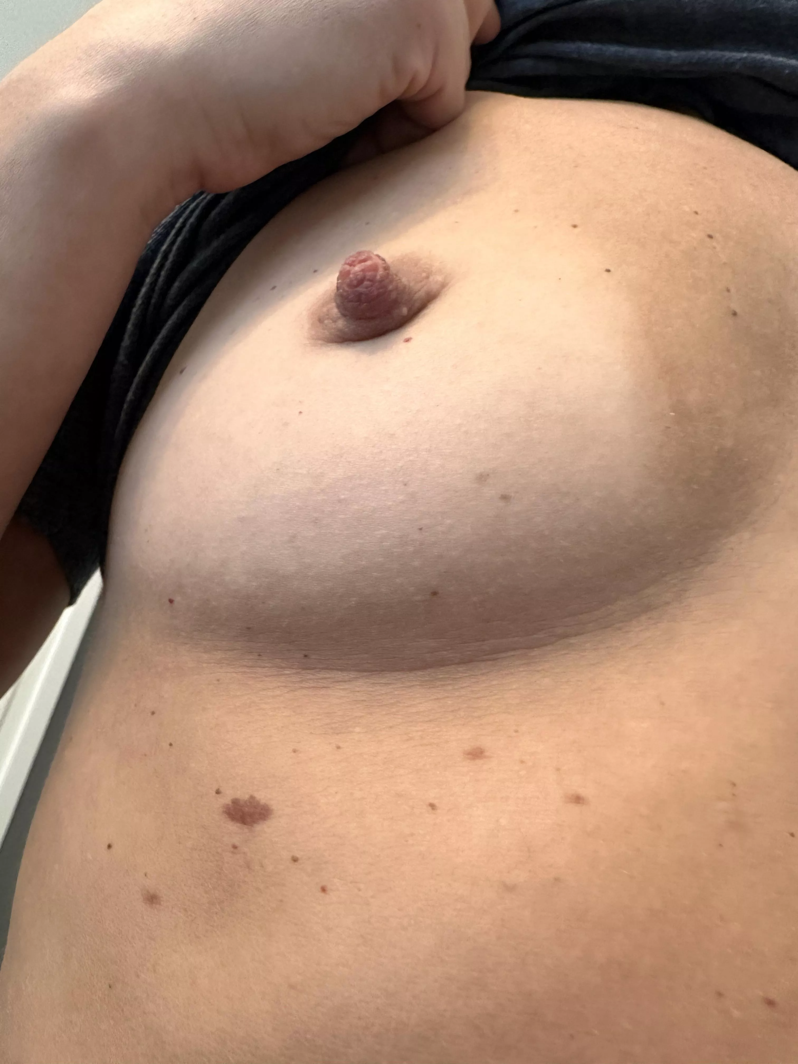 Nibble on me posted by helloimlakken