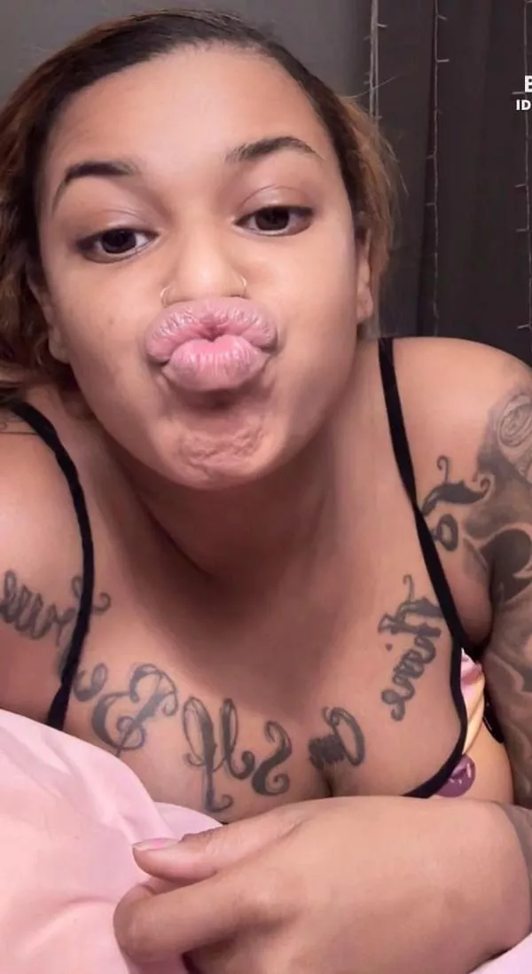 Omg posted by CreativeImpression91