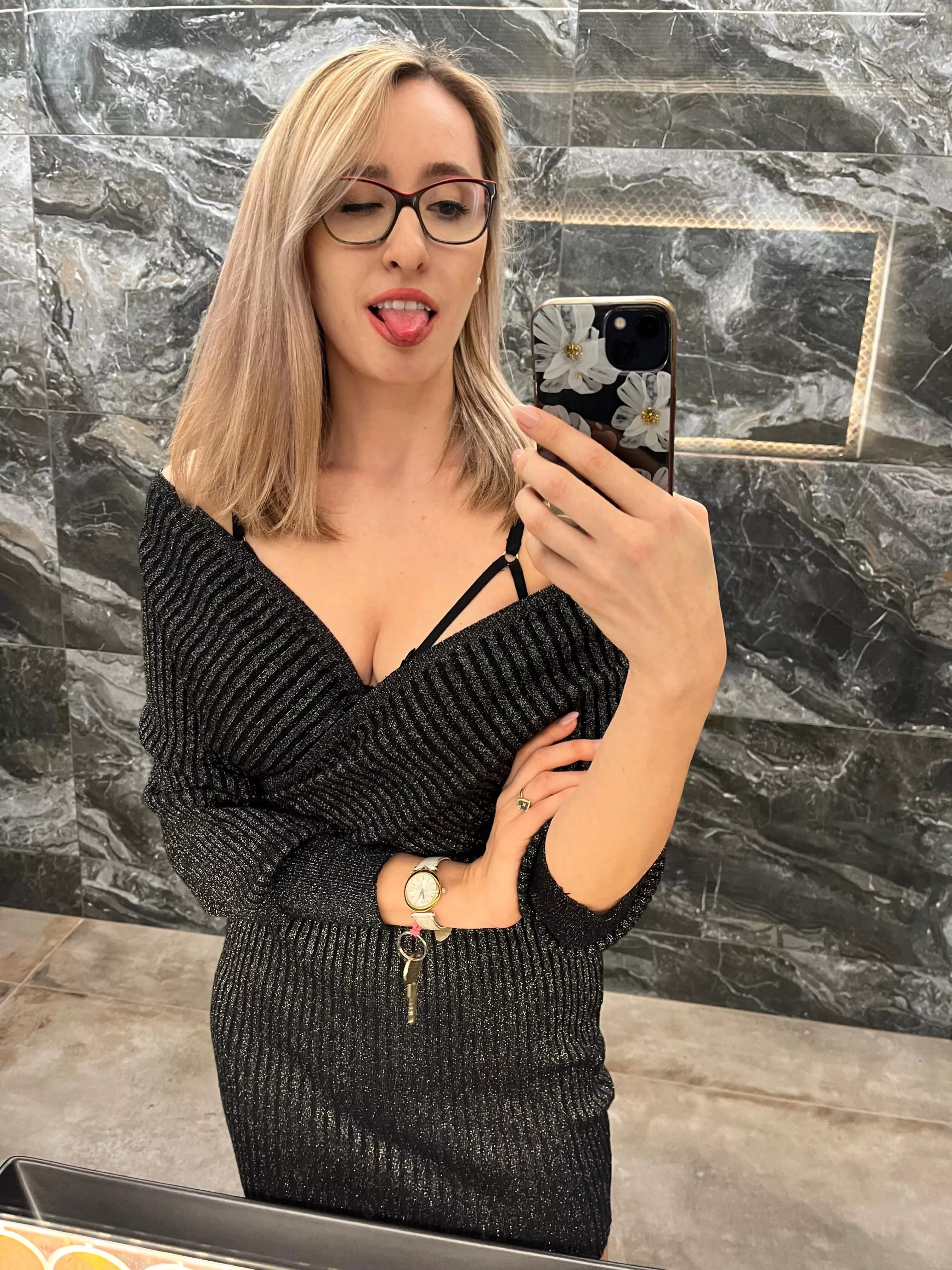 PhD student, sexcoach and manager, nice to meet you - all in one. Nice to meet you :) posted by Sexcoach_Katherine