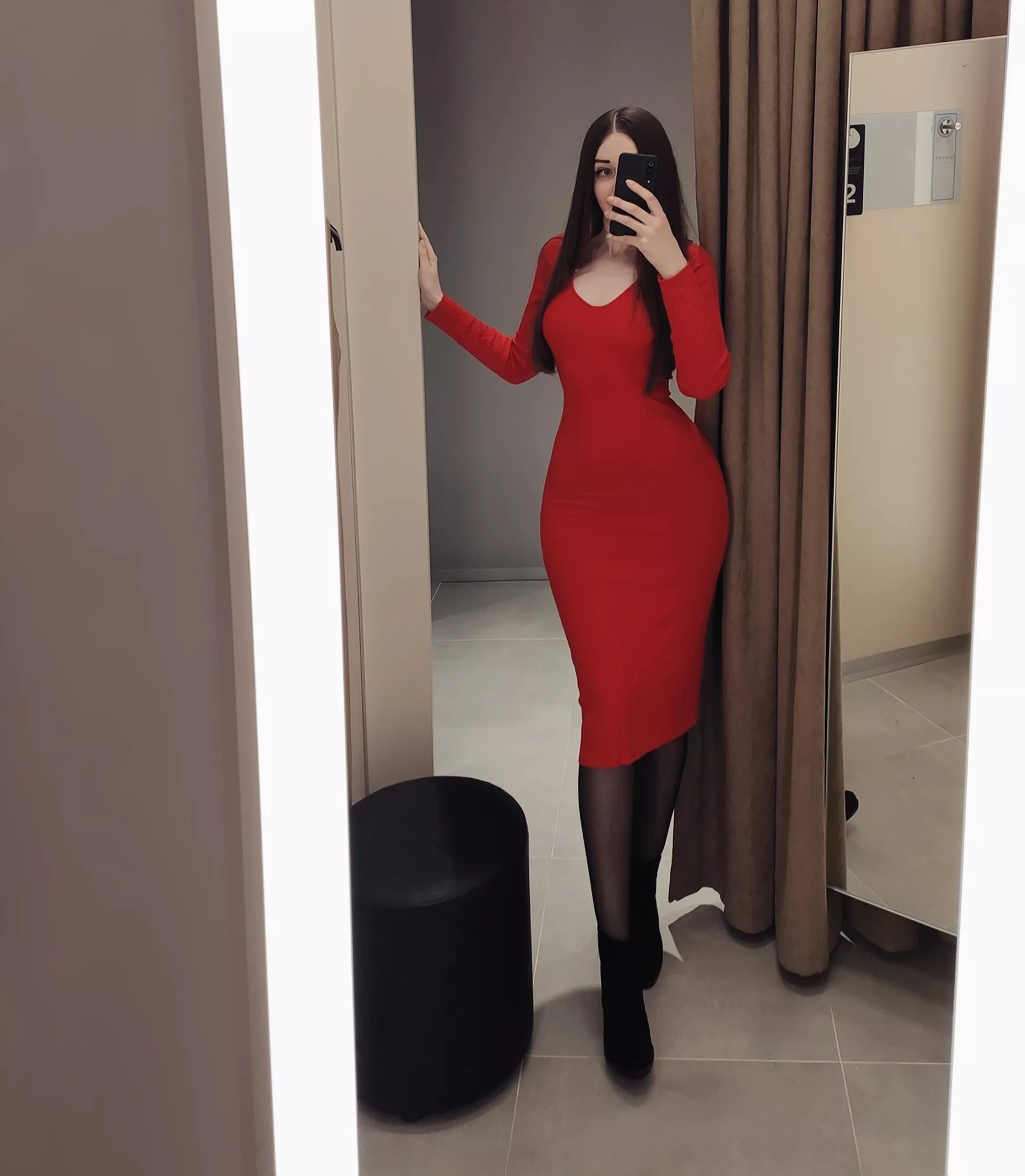 Pretty red posted by SweetieAlyona