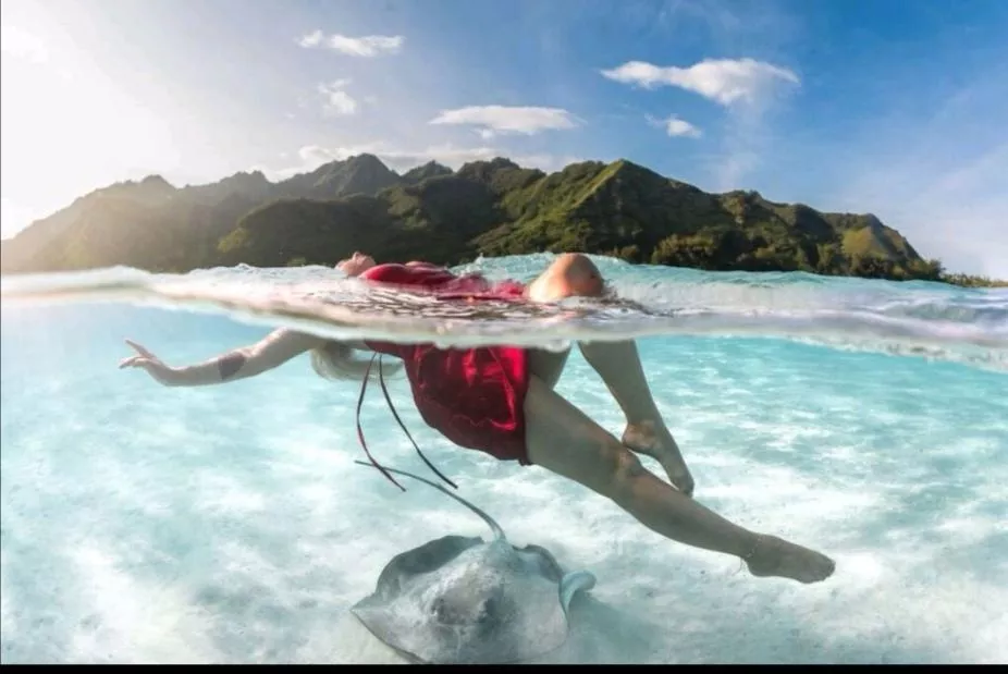 Ray and a red dress posted by IAmSnort