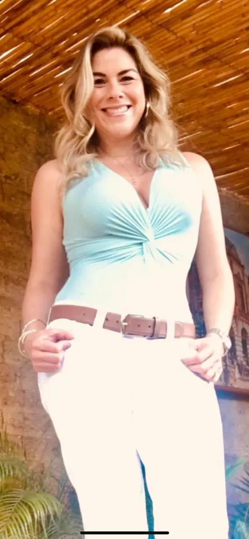 Real trophy wife. by Dalmata2000