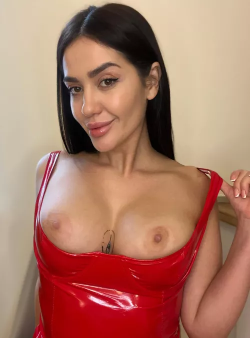 Red dress best bra for boobs by bondableSeizure