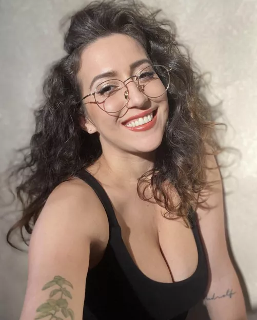 She’s a doll by timaiken01