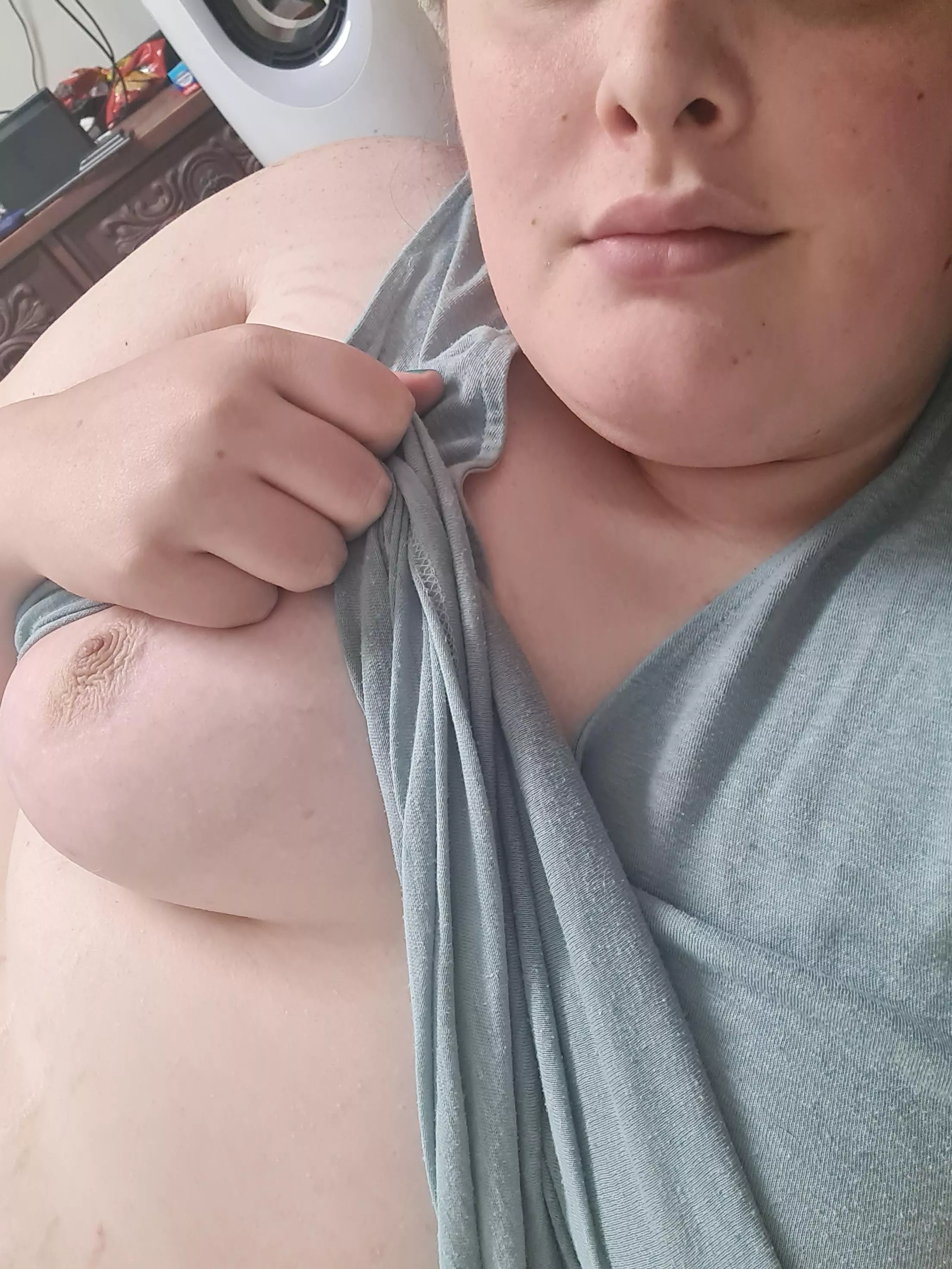 Suck or squeeze? posted by Bumble_Booba