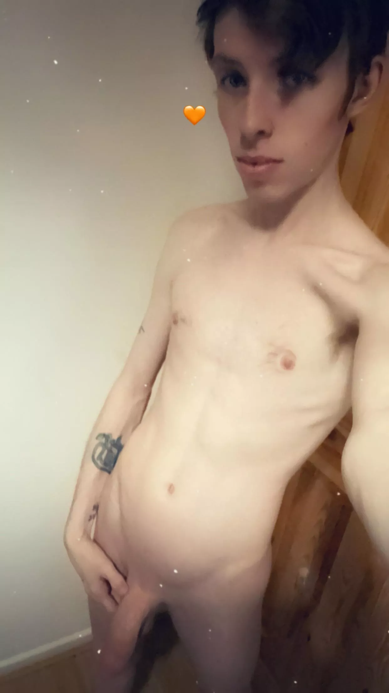 Surely this slim guy can turn you on 😘 posted by Disastrous-Station17