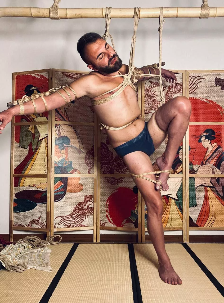 The crucifixion of Joey posted by JoeyJoey8