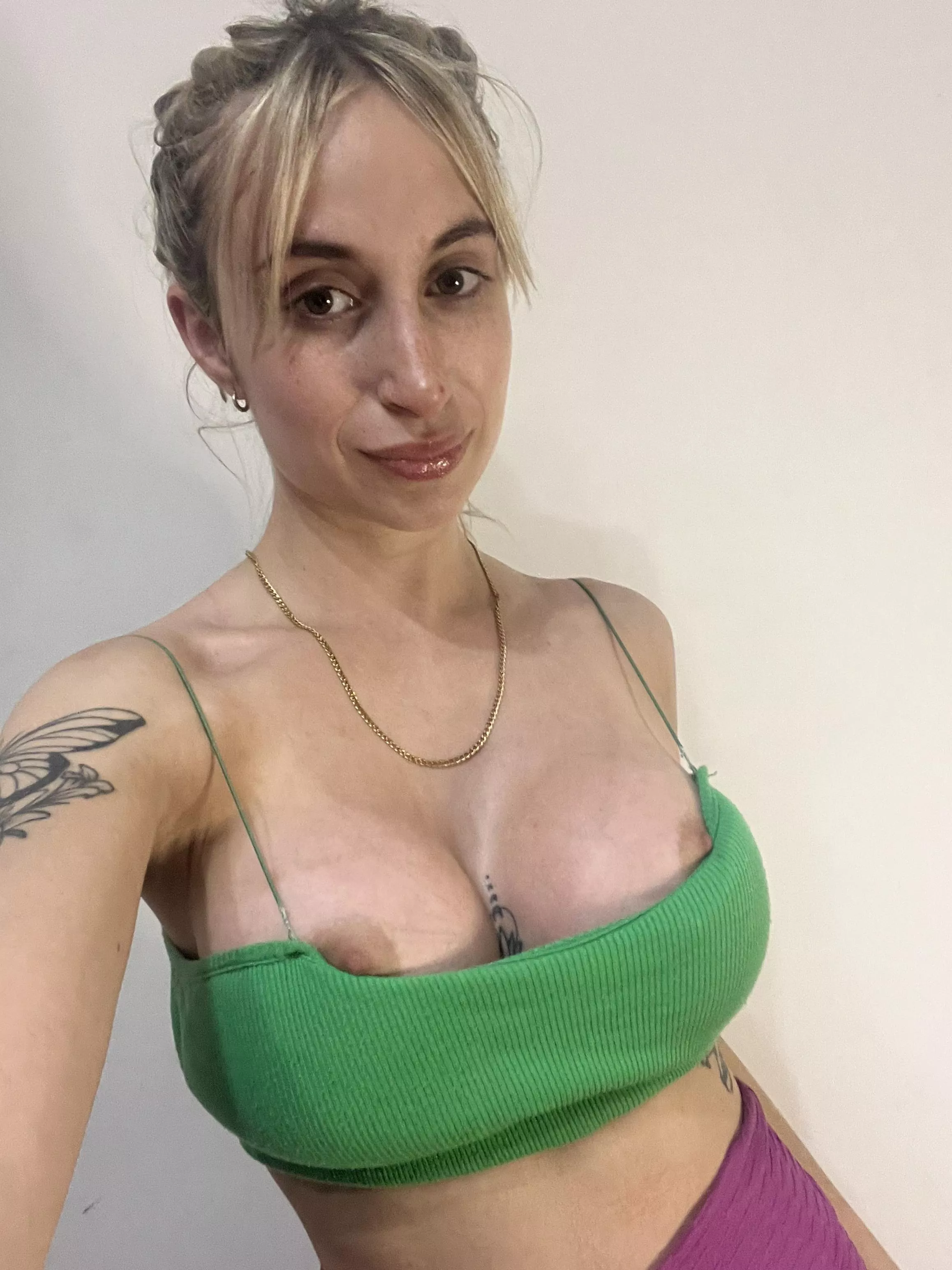 This is how I like to go to college, dose I look slutty? posted by Attitude_Raani