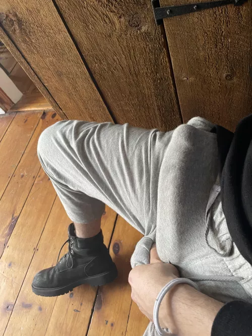 Throbbing on Thursday by Salty_Spriggan