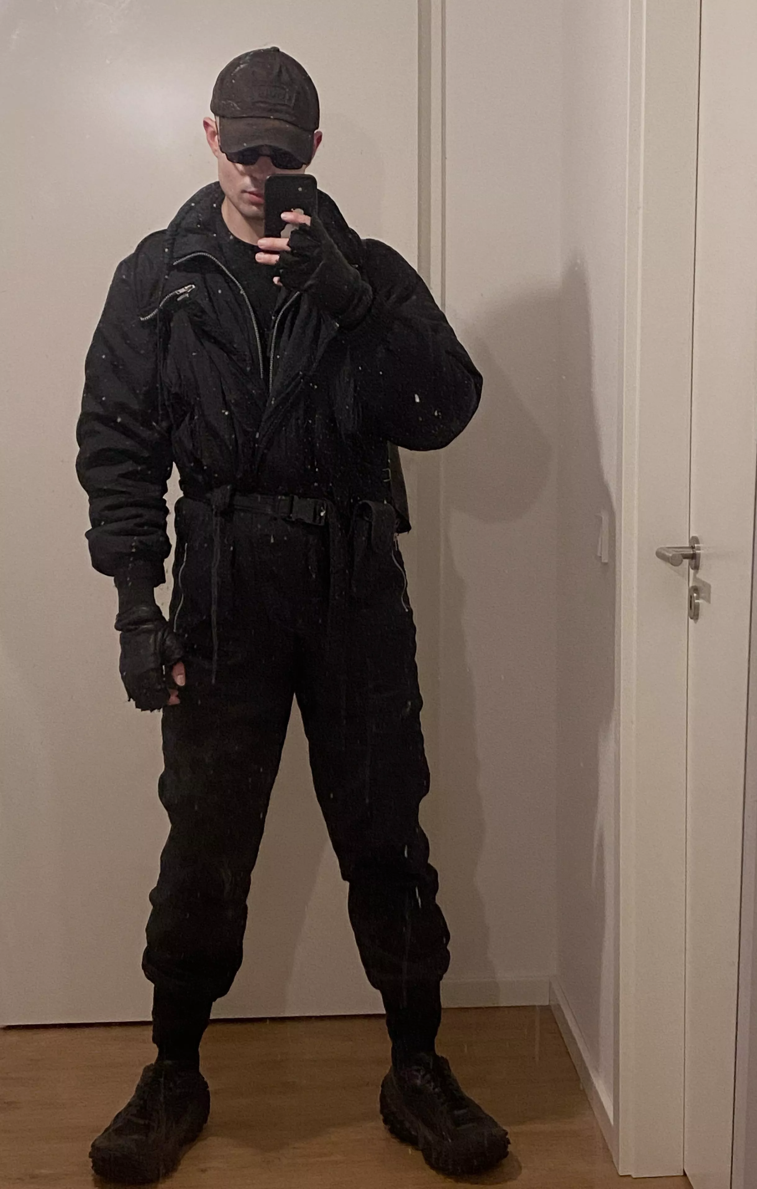 Went more “mild” than “wild” this time, but wanted to share my alt dude take on winter style ❄️ posted by breedmebaby1moretime