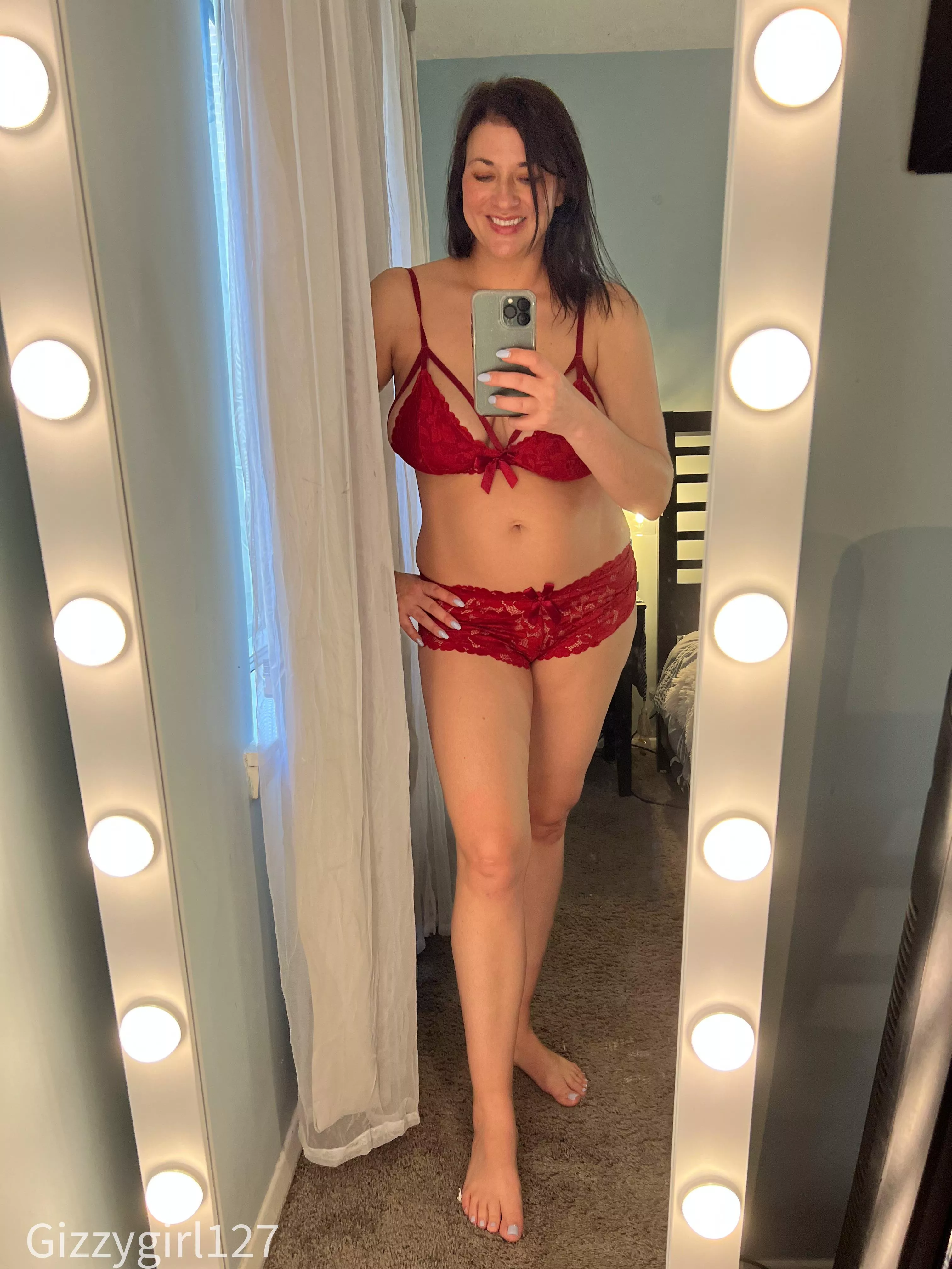 Were my legs the first thing you noticed posted by Gizzygirl127