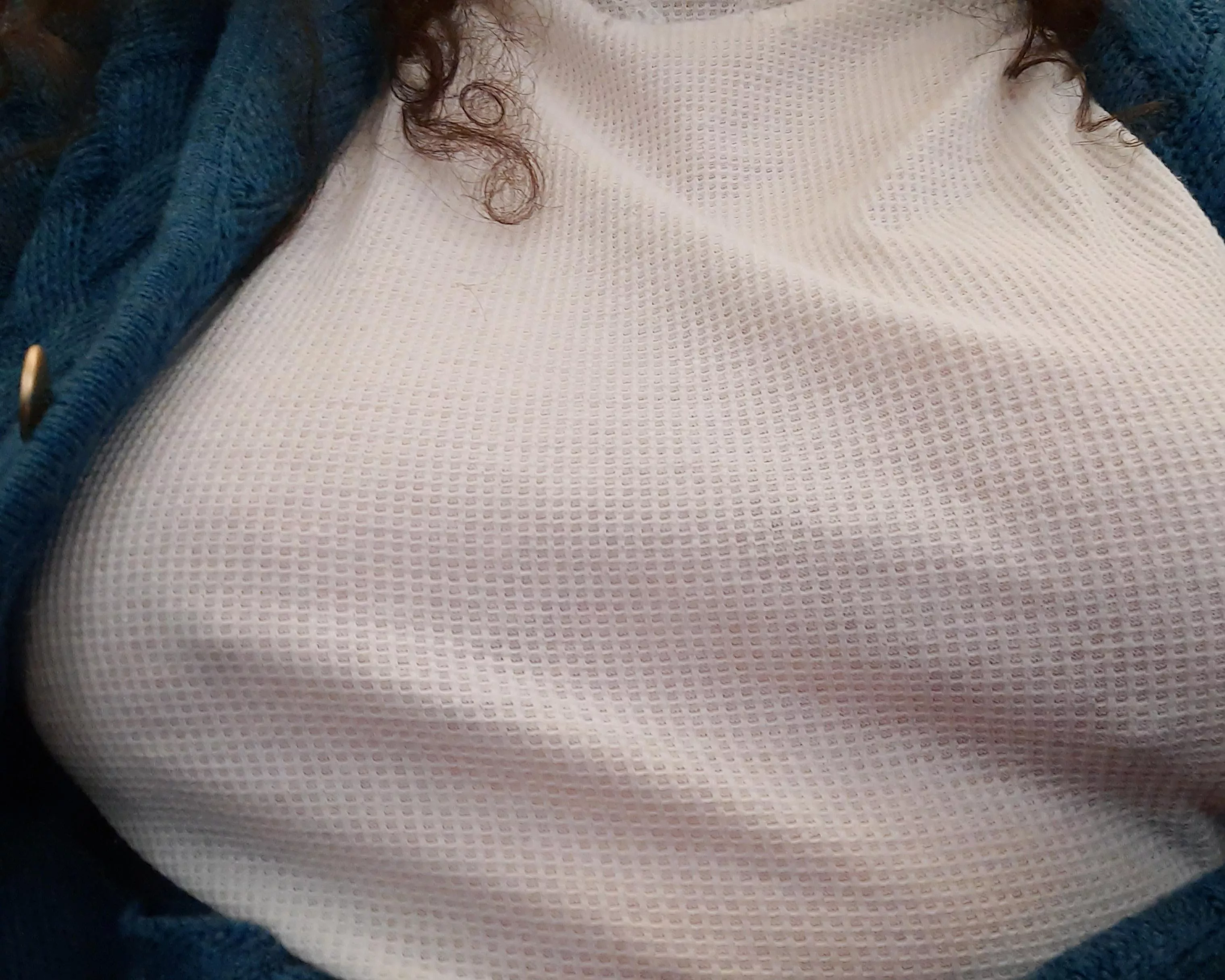 White shirt pokies posted by daphnethedryad