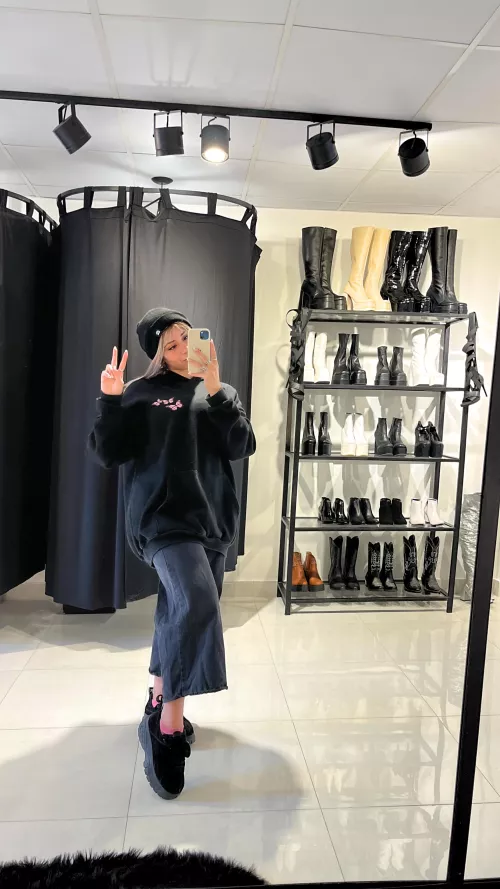 Winter dress, do you like it? by Blonde_Malena