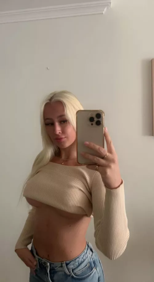 Would you be tempted to taste? by rarelady_