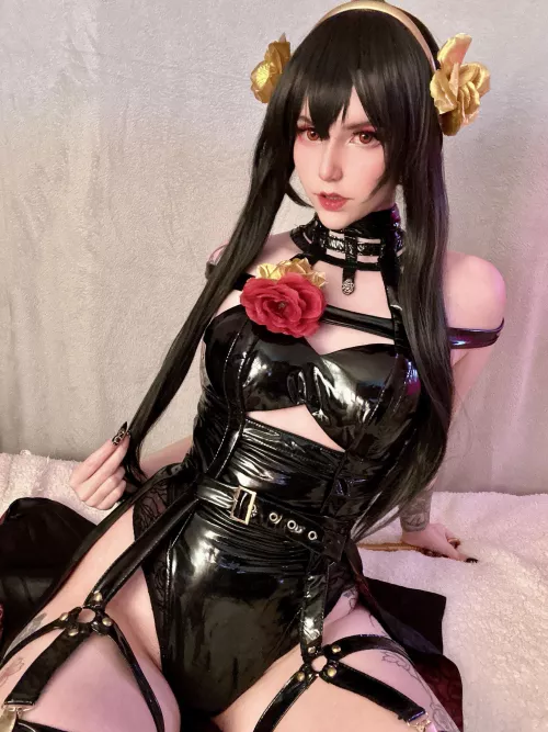 Yor Forger by Nyax sama❣️ by Nyax-sama