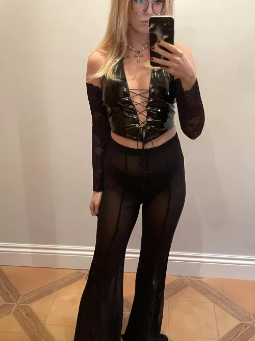 you dream about me 🤣 by marcela236