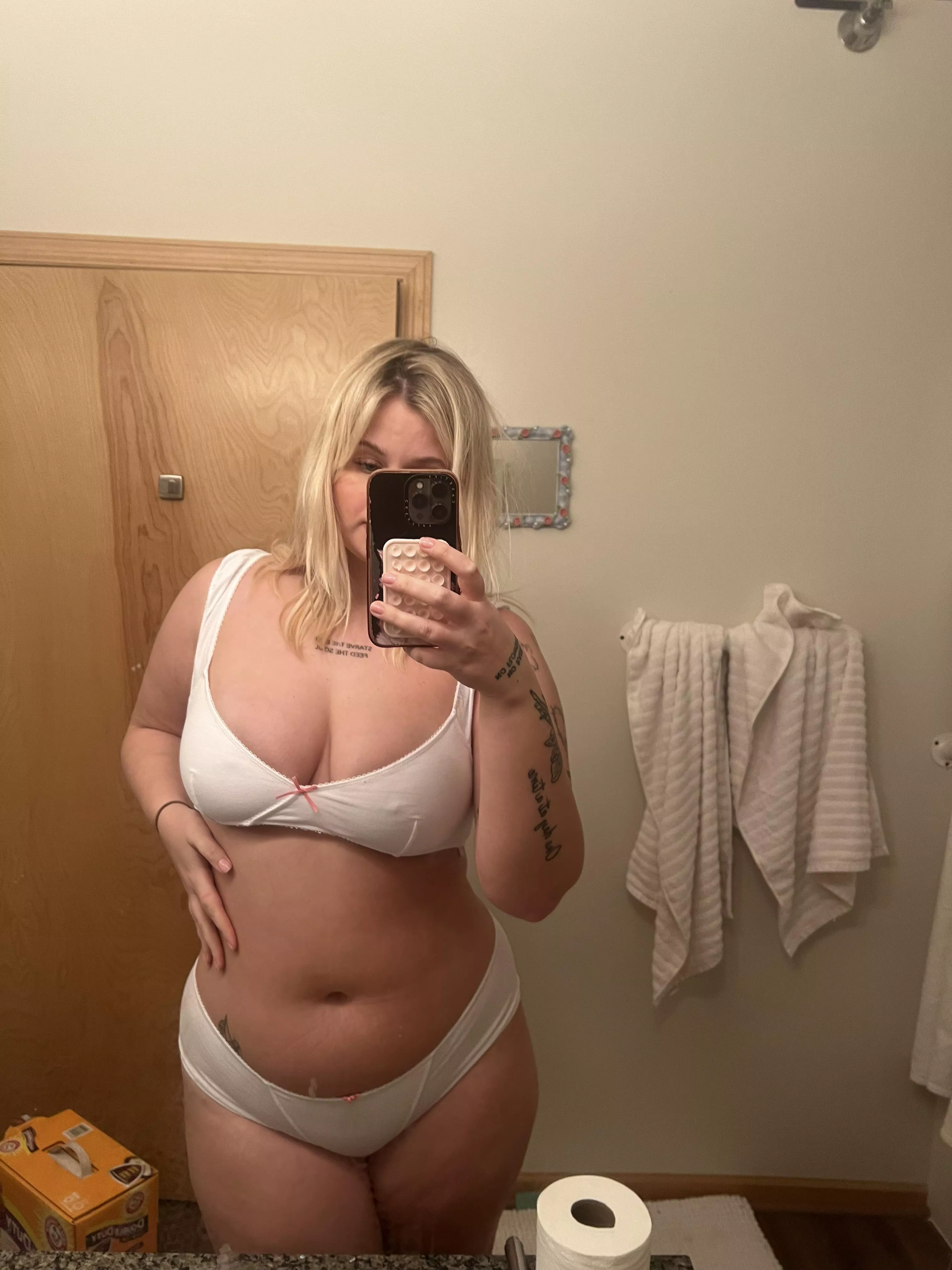 Am I sexy enough to fuck? posted by wispy_girlwa