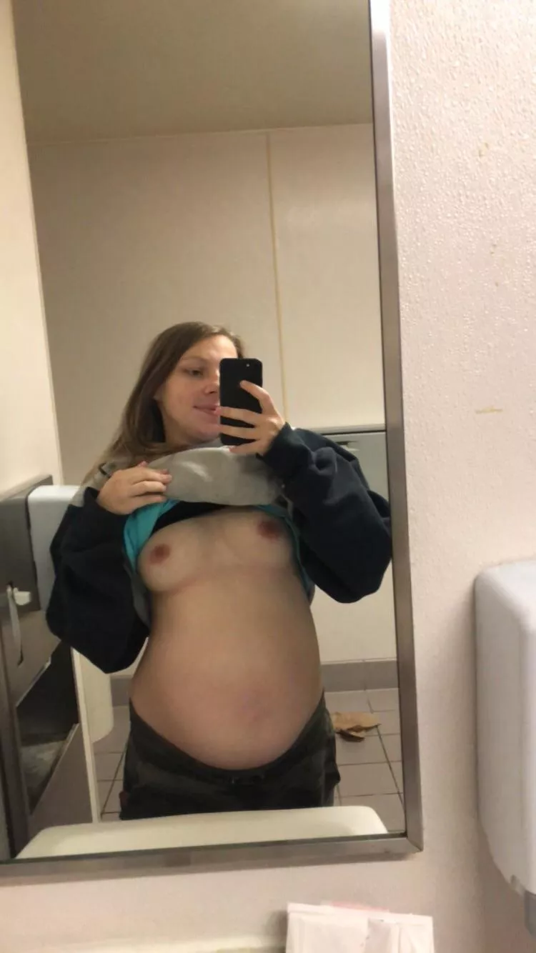 Anyone else love the thrill of public places? posted by itskayla1313