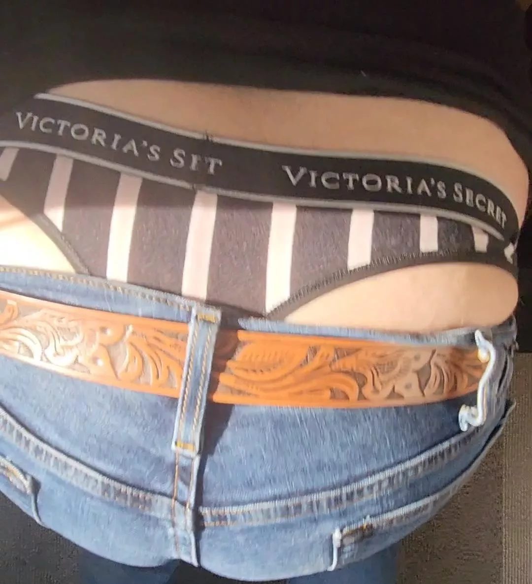 Belt sure didn't cooperate today. posted by Fookallou