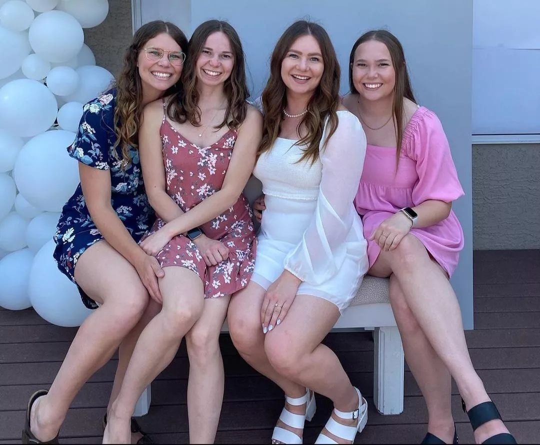 Brunettes posted by Bunjieffect