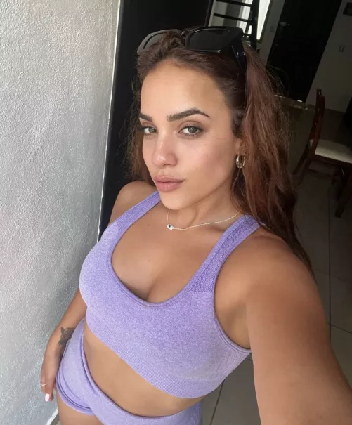 Feeling great before running by lovelyxxoox