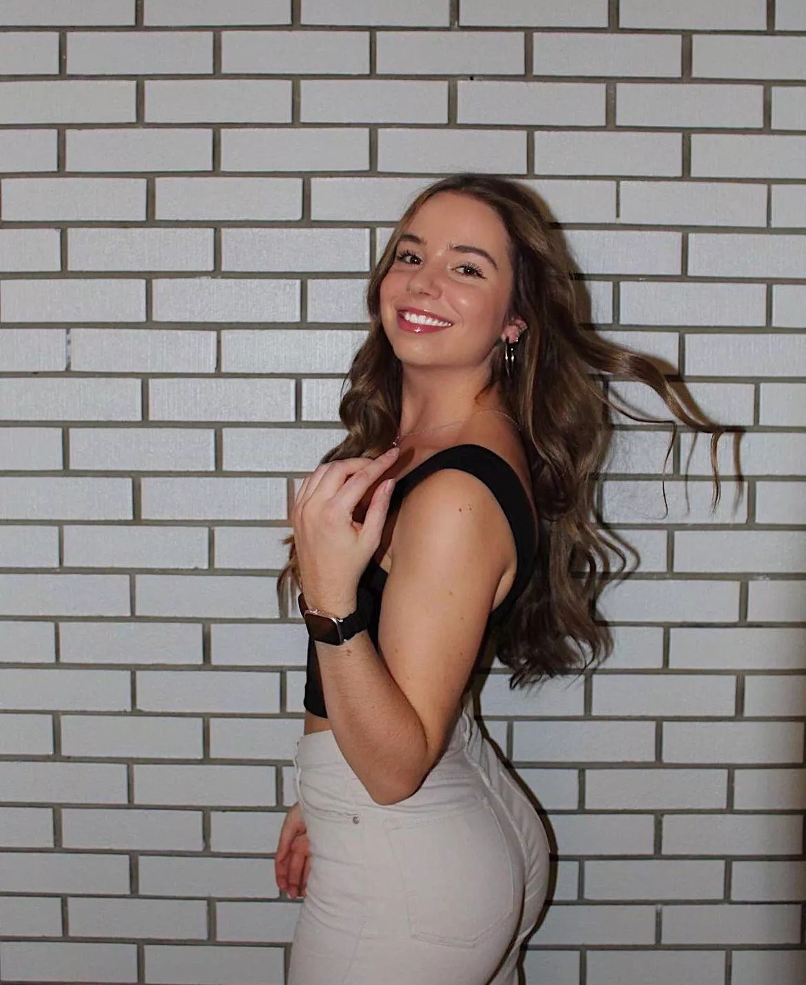 Hair Flip posted by Dorkles_