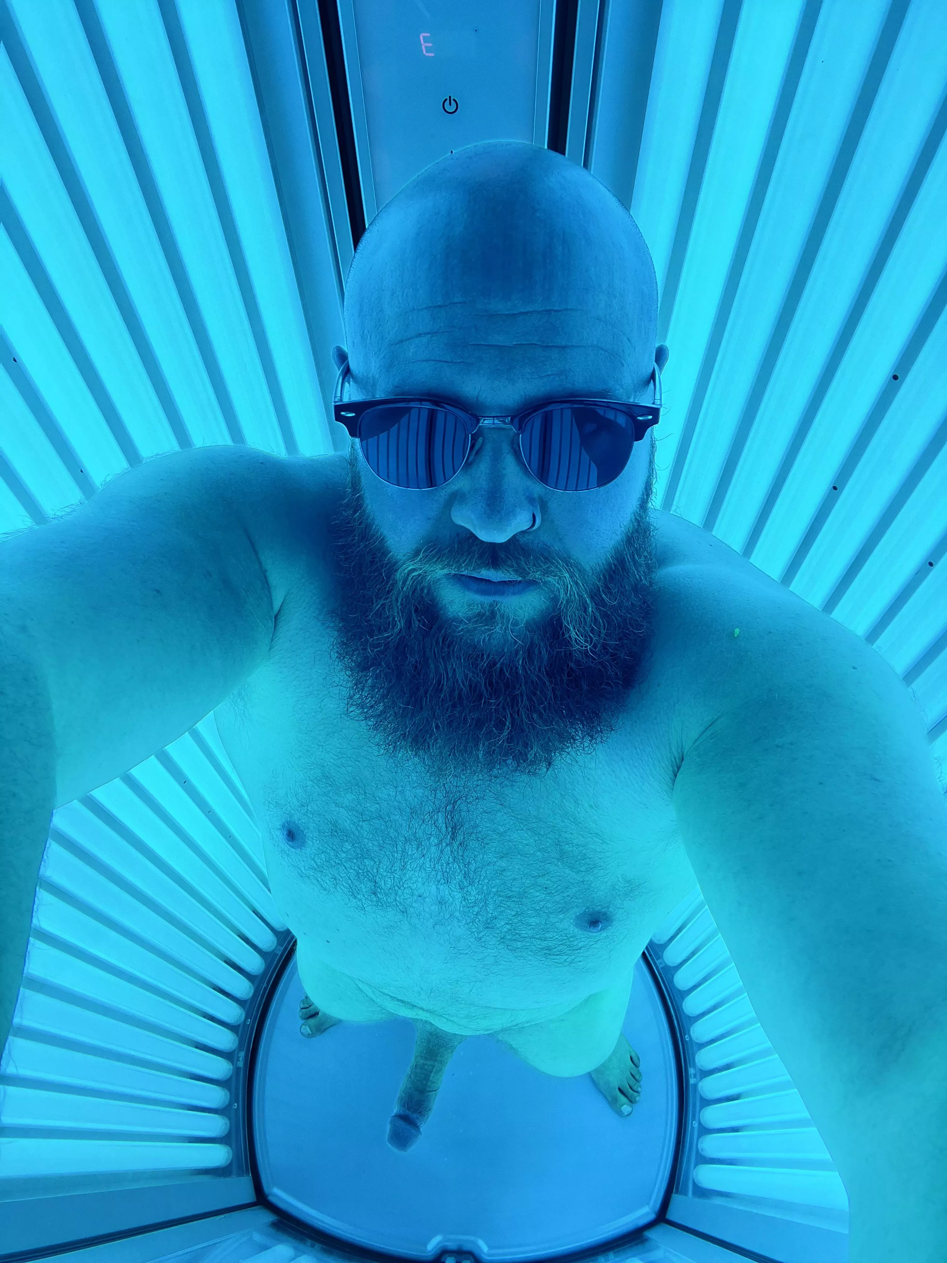 Hello 😜 posted by Ricklazell