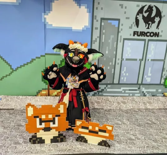 Here's a photo of me suited up as Lilith at FC! by KohanaCat