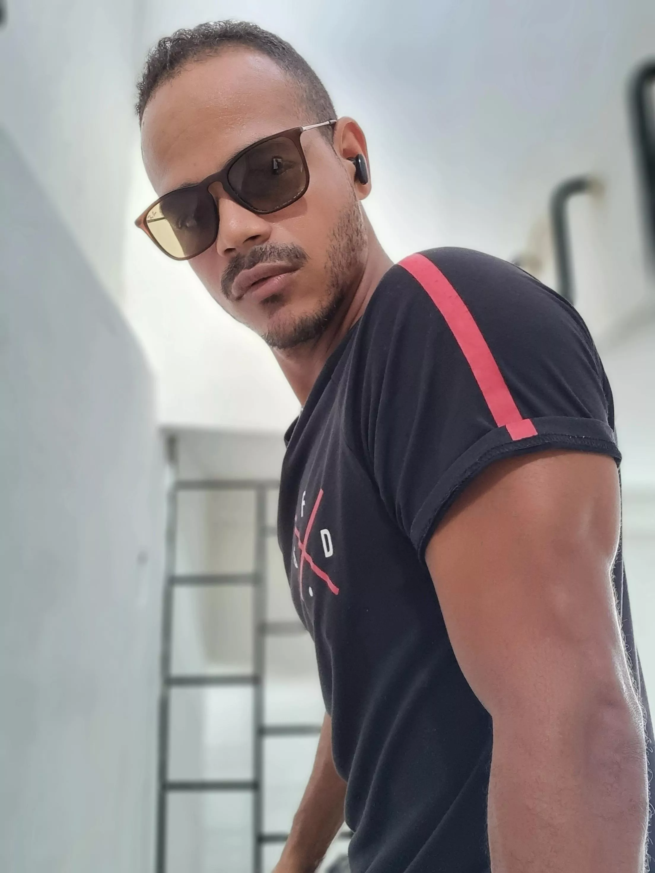 Hi ❤️ posted by ybg91