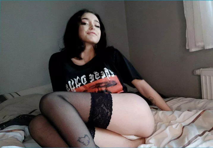 I love wearing thigh highs for you by zedstrox