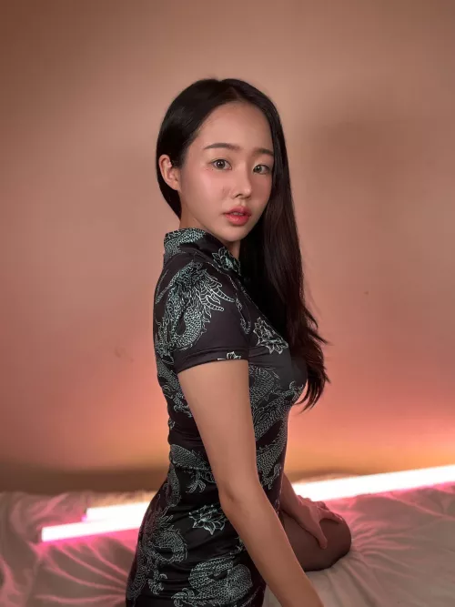 I’d rather not ask for permission to sit on your face, ok? ;D by xoo_Chloe