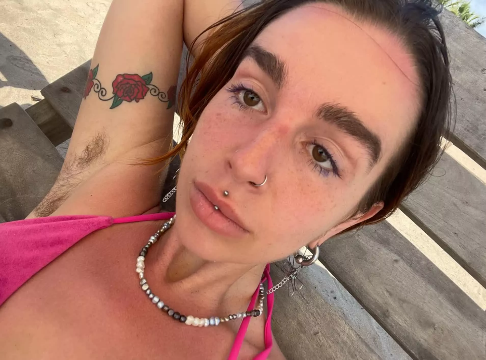 Imagine diving your face into my fuzzy little bush ;) posted by kmifghfghfghyt