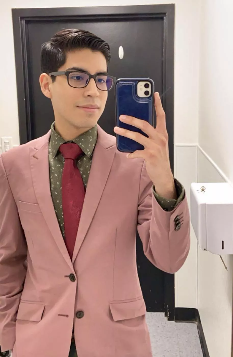 It's finally Friday posted by rodazzaa