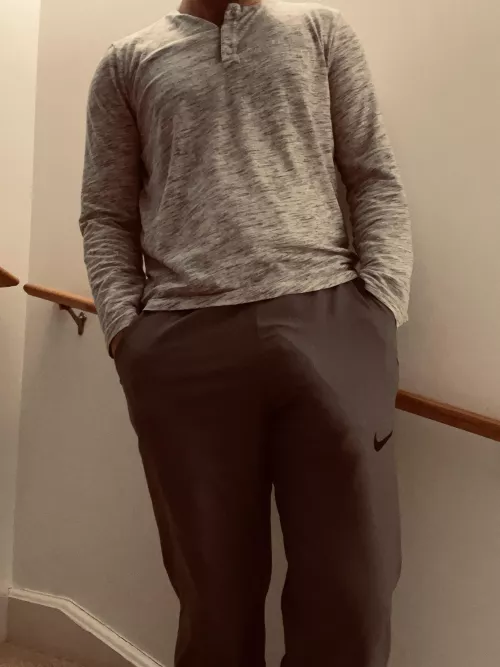 just chillin by JustaGuy_DoinStuff