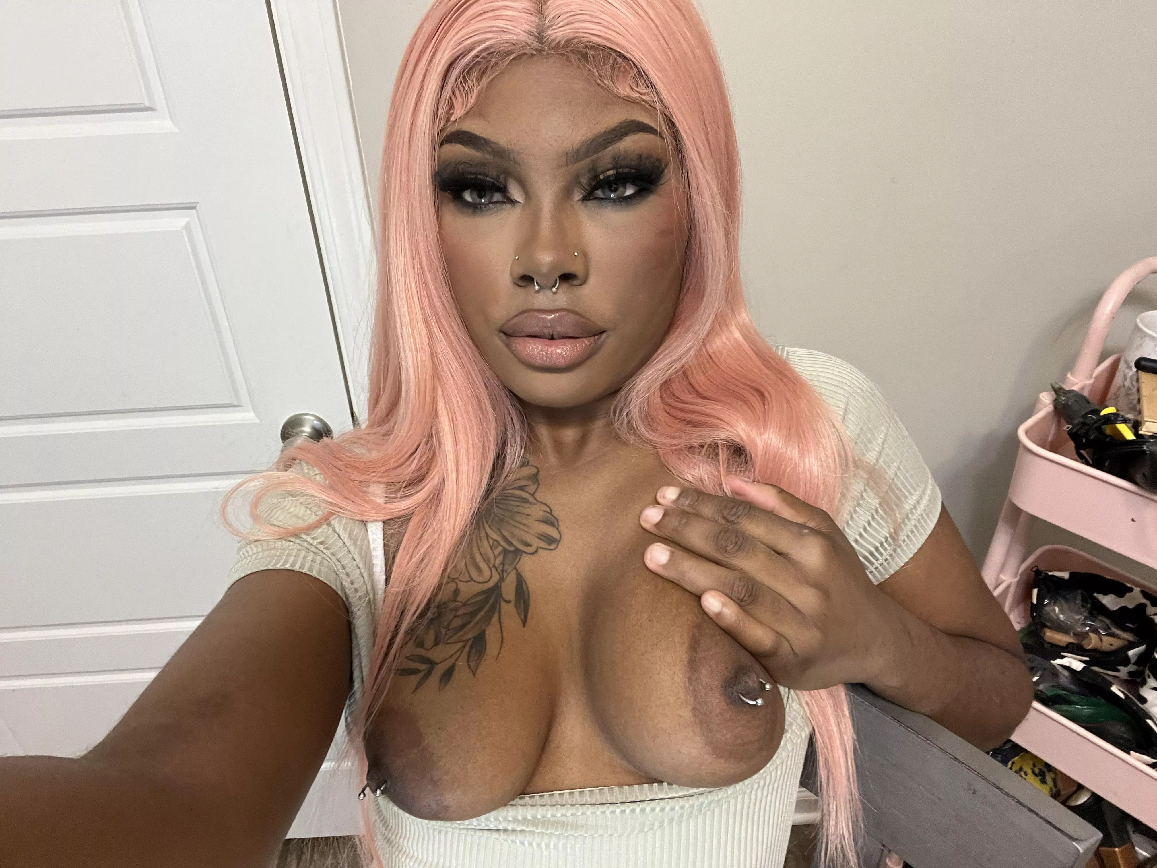 Pink hair pretty pink pussy posted by Stormjones999