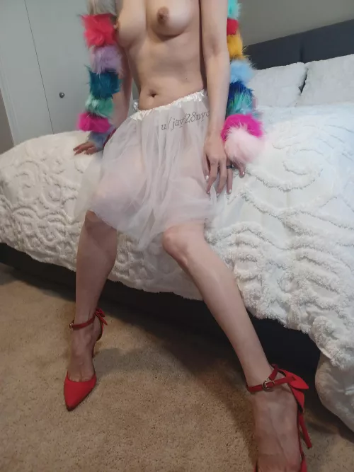 Simple seated pose of me on fun Friday (F) [OC] by jay28nyc