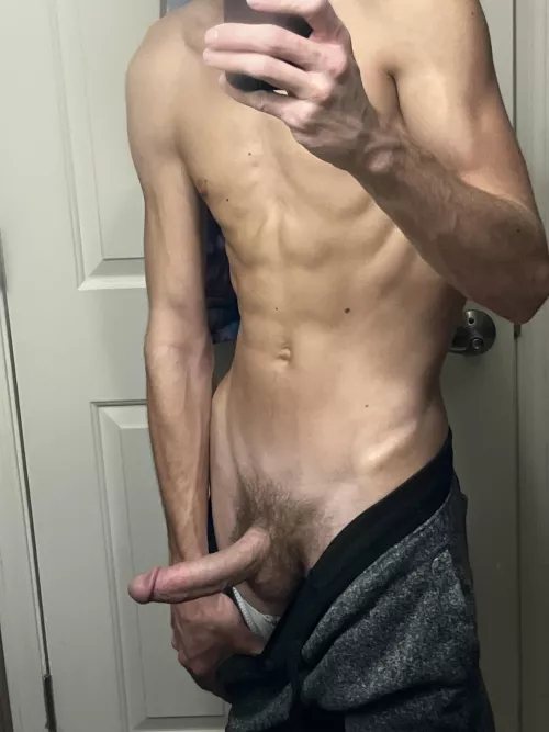 Skinny twinks hmu by NoMoreBadChoices