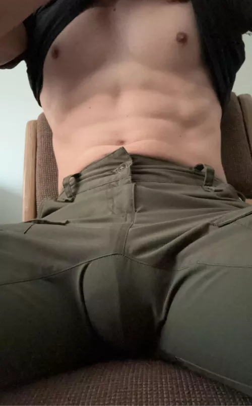 These pants don't hide much by aspiringtwunk82