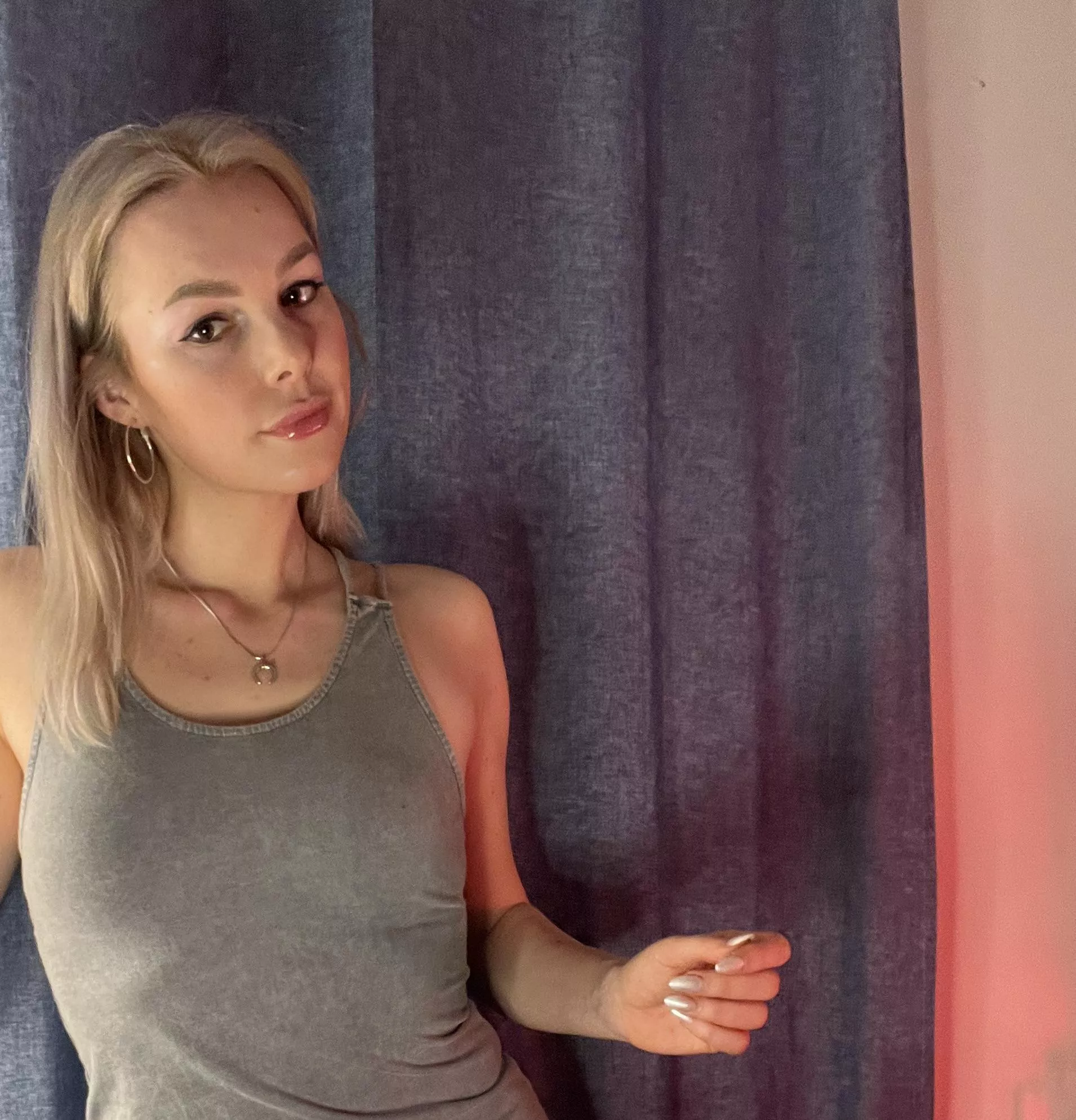 they call me snowwhite :) posted by Missie_Luckyt