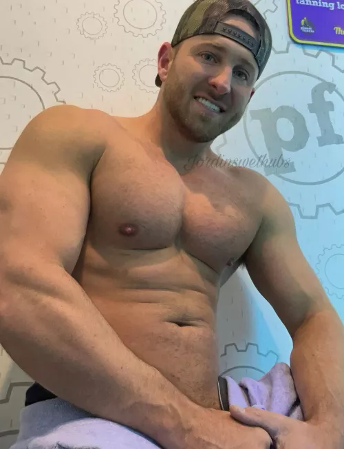 Trying to fight off the dad bod despite having 3 by tnfitfun