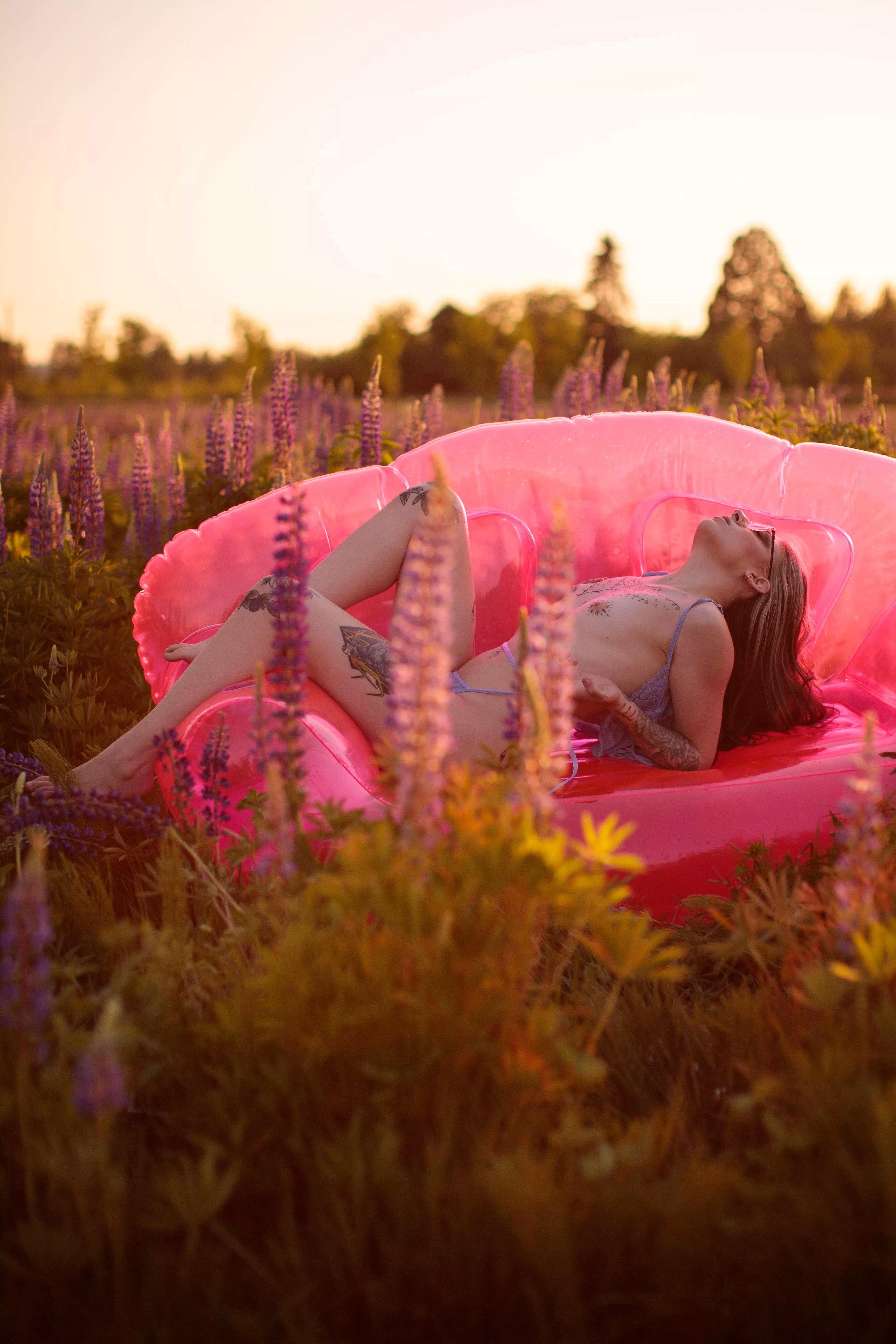 What do you think of this pose, babe? posted by caiopsm