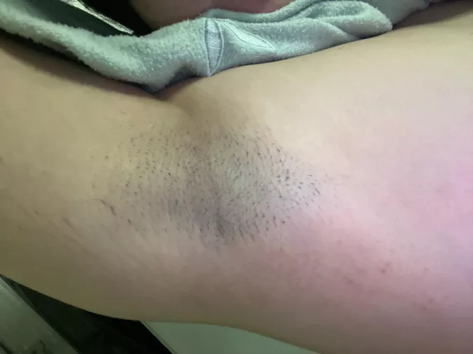 who doesn't love a little stubble?🙈 by baby_sophia20