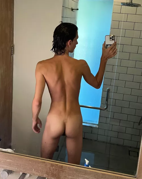 who into twinks ass ? by milkerguy