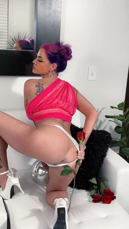 Would u bang mommy? ;) F41 by Chanel_Richard