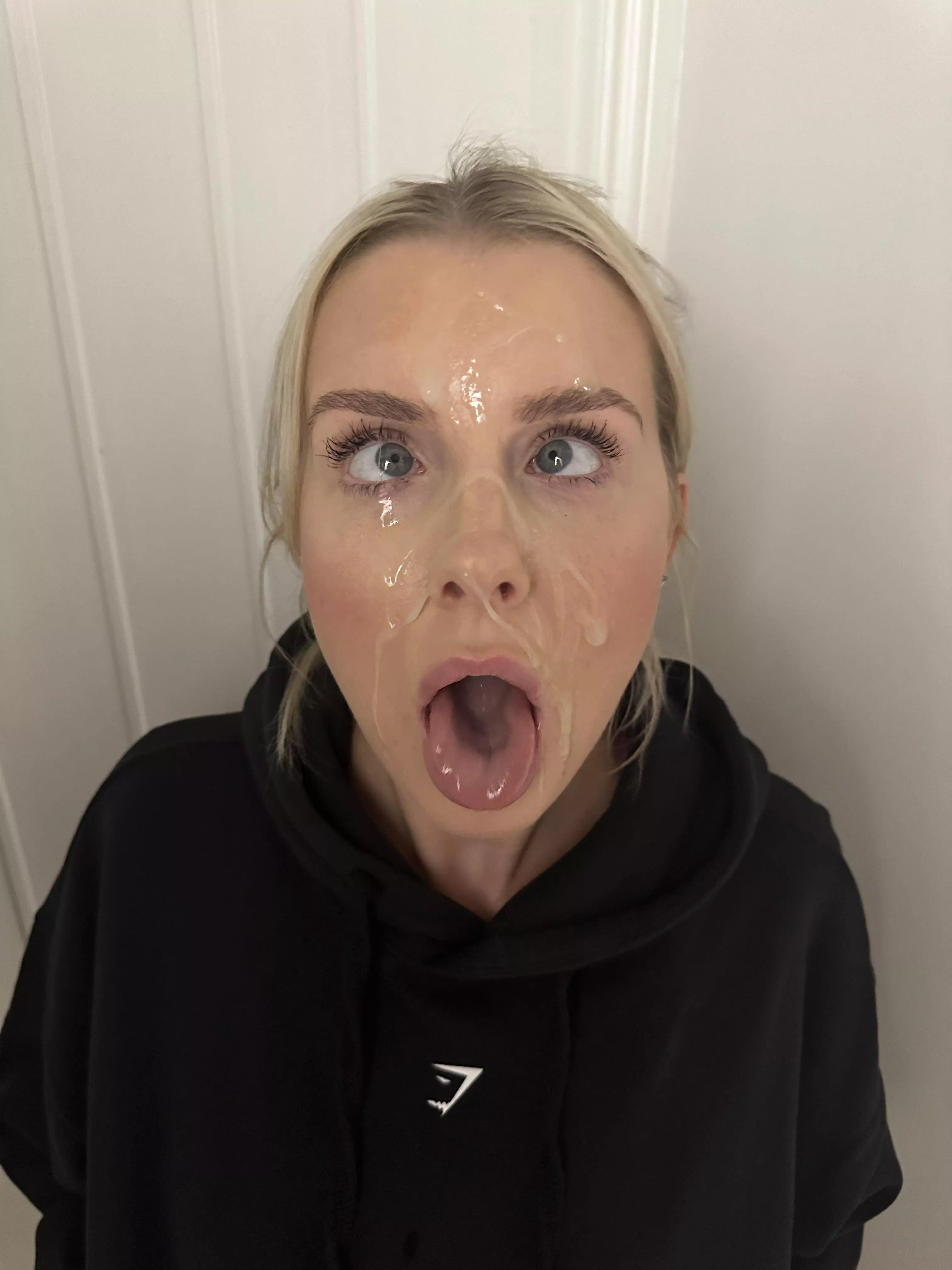 Would you give me another load? 💦 posted by EmilyWalters18