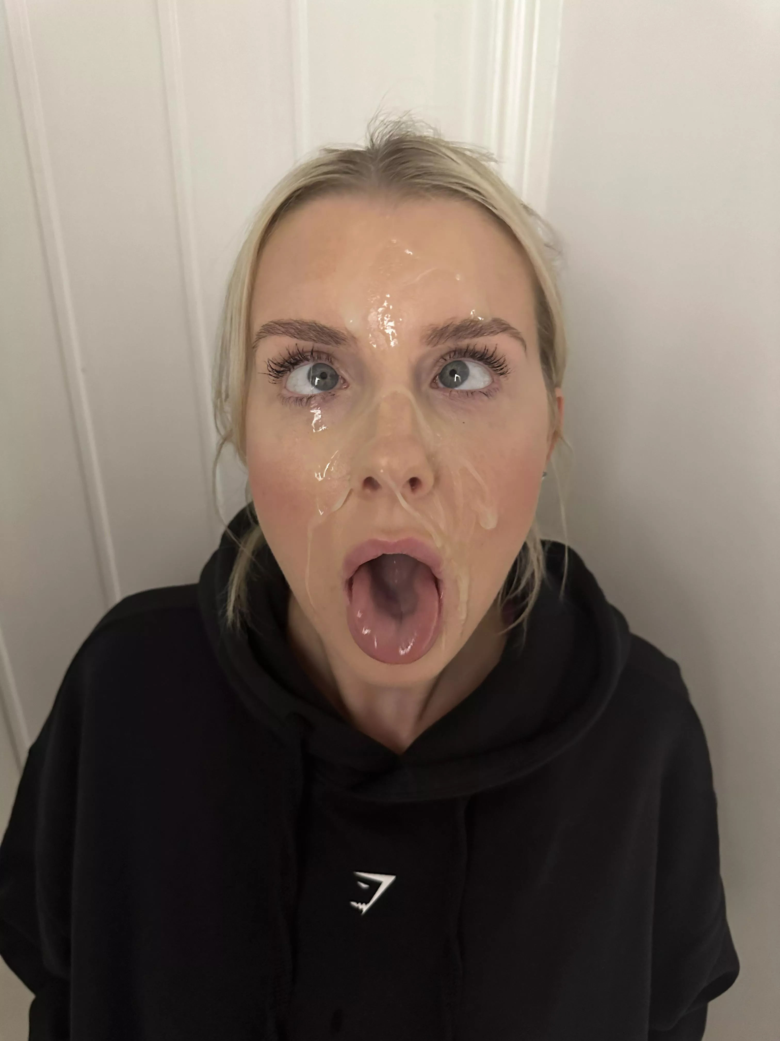 Would you give me another load? 💦 posted by EmilyWalters18