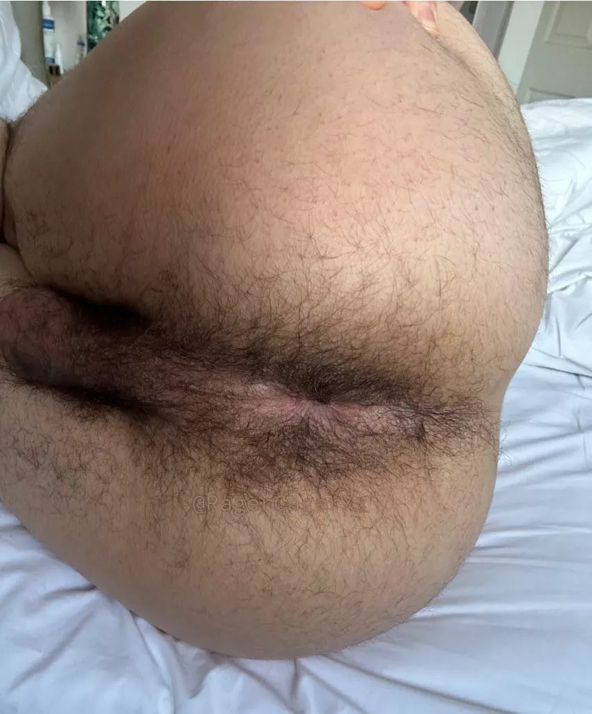 Yeah go on then, you can have taste 😘 posted by RagerCagerXX