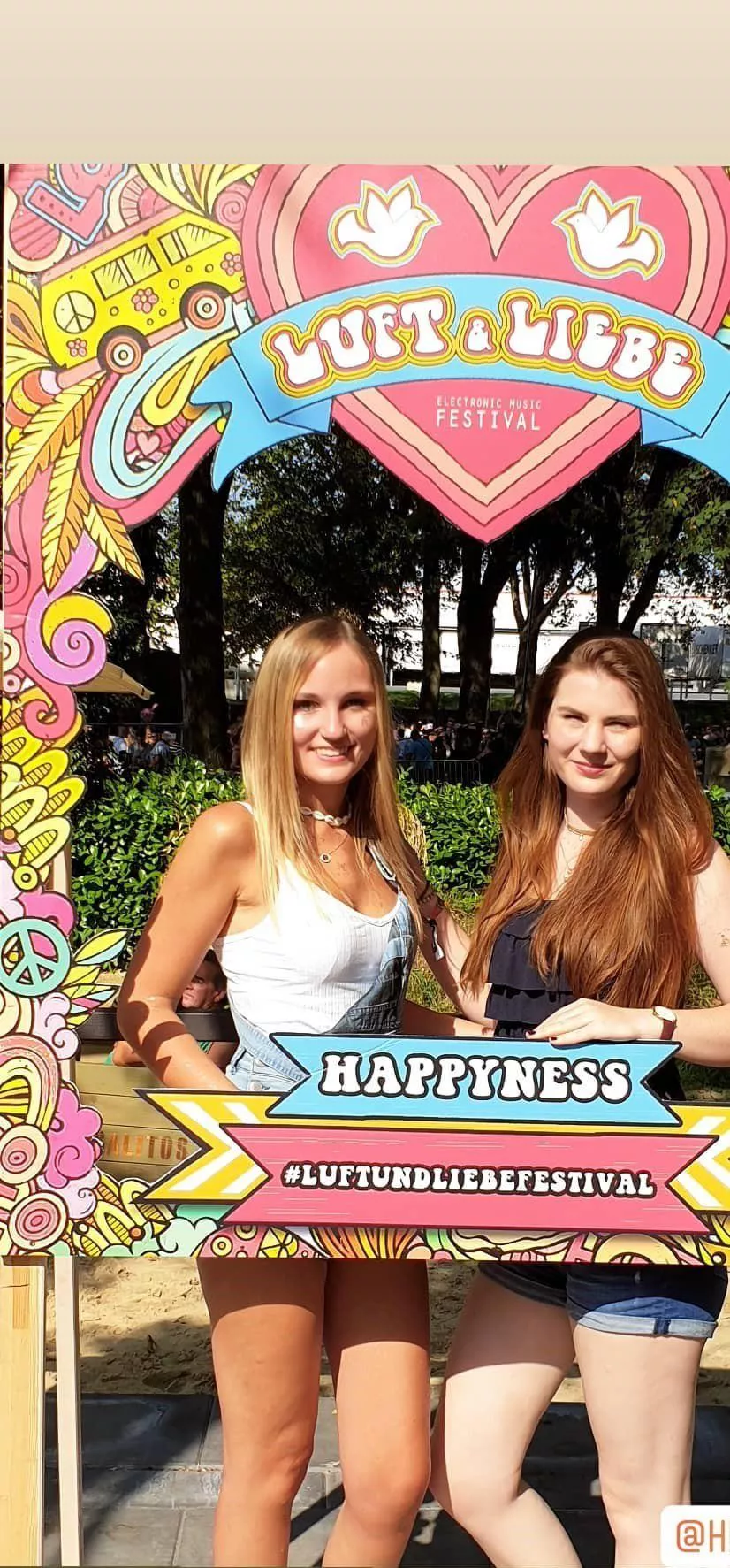 [2] at festival posted by phonyBrunt