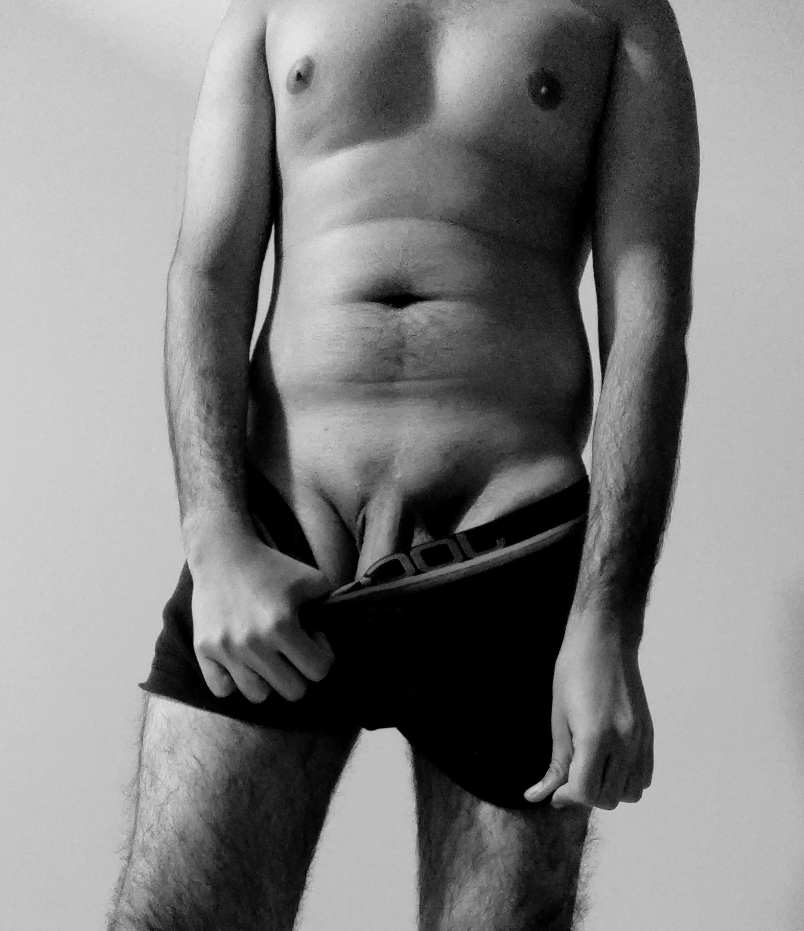 21m submissive, new here! posted by cravein