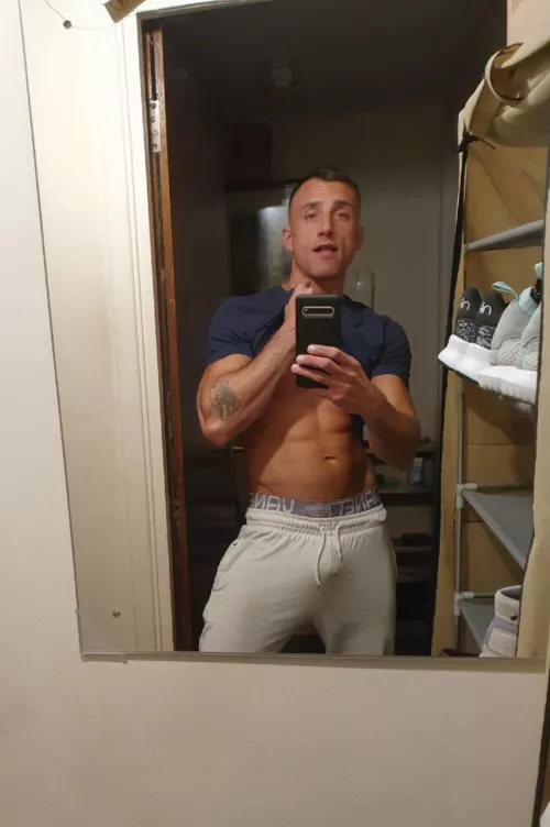 [24] yo bros by scallychav25